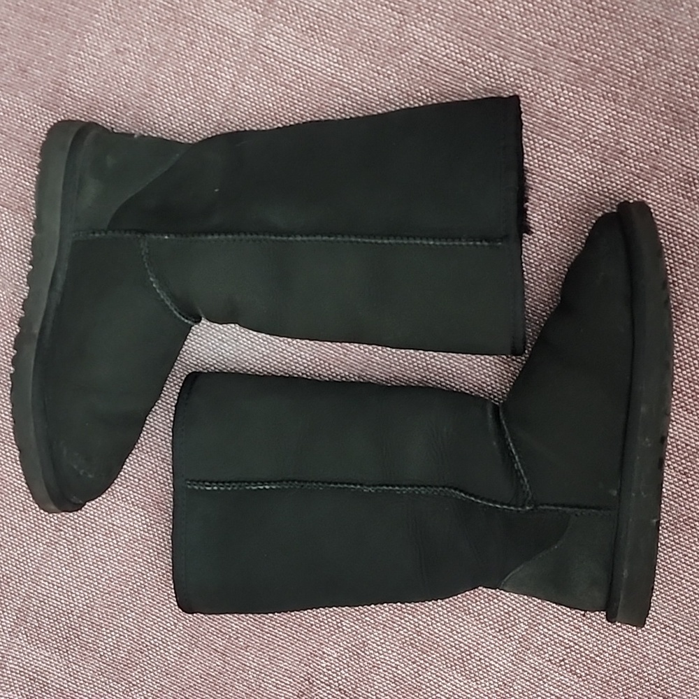 UGG Women's Size 5 - Tall Black
